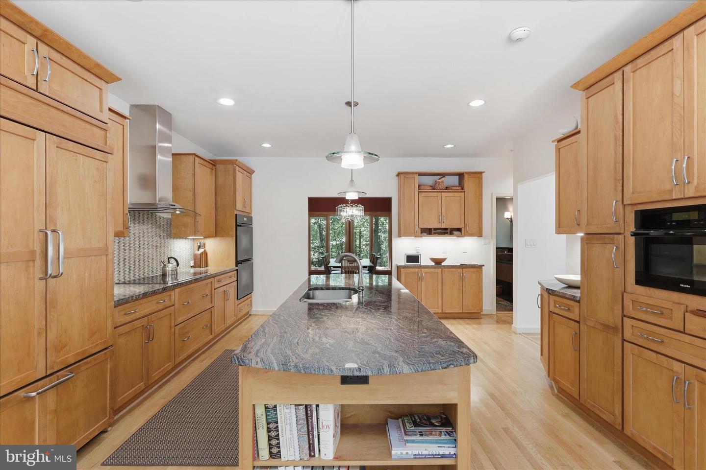 Great Falls, Virginia, 22066, United States, 4 Bedrooms Bedrooms, ,4 BathroomsBathrooms,Residential,Pending,2045715