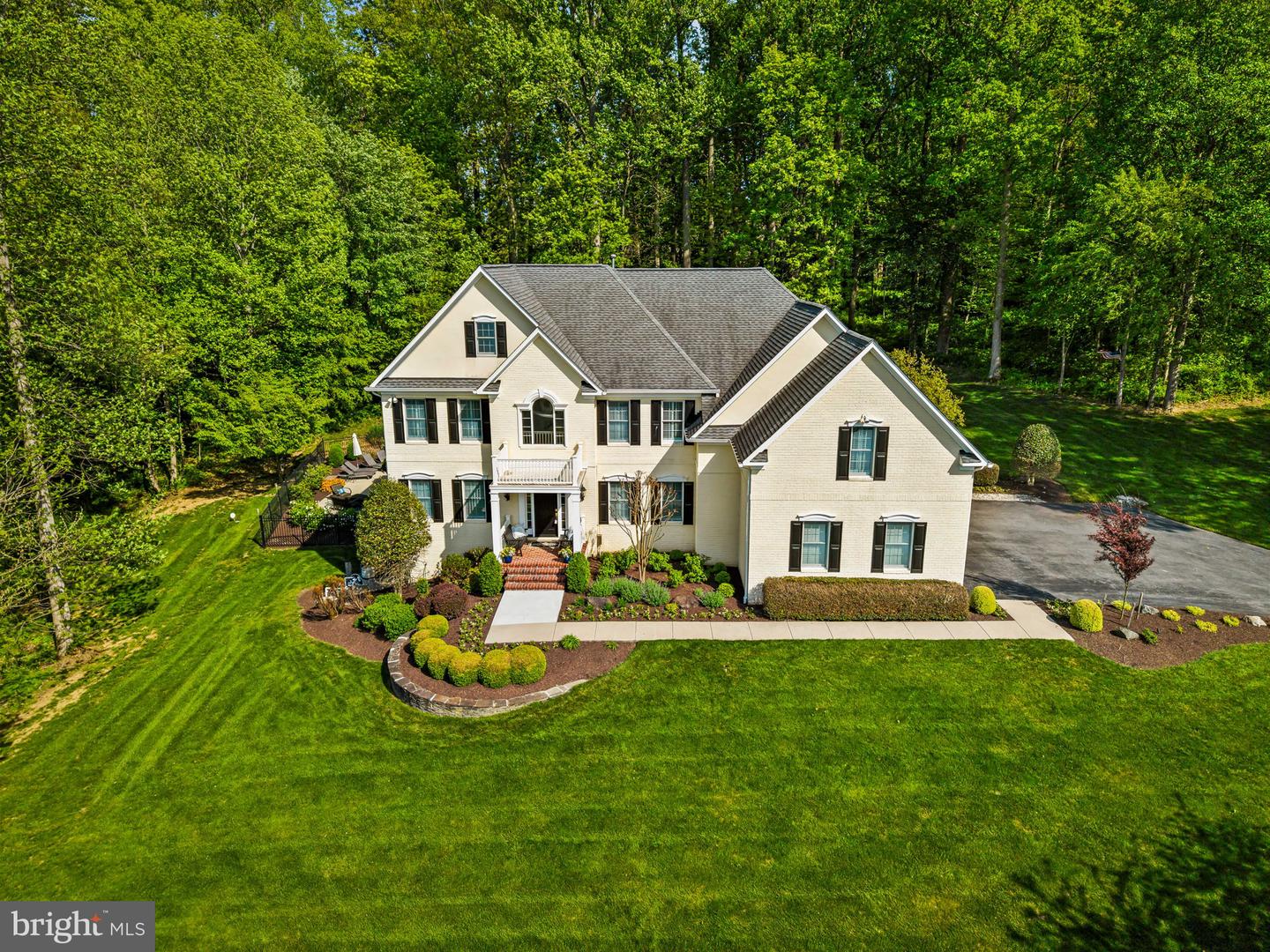 Ellicott City, Maryland, 21042, United States, 5 Bedrooms Bedrooms, ,5 BathroomsBathrooms,Residential,Active,2044187