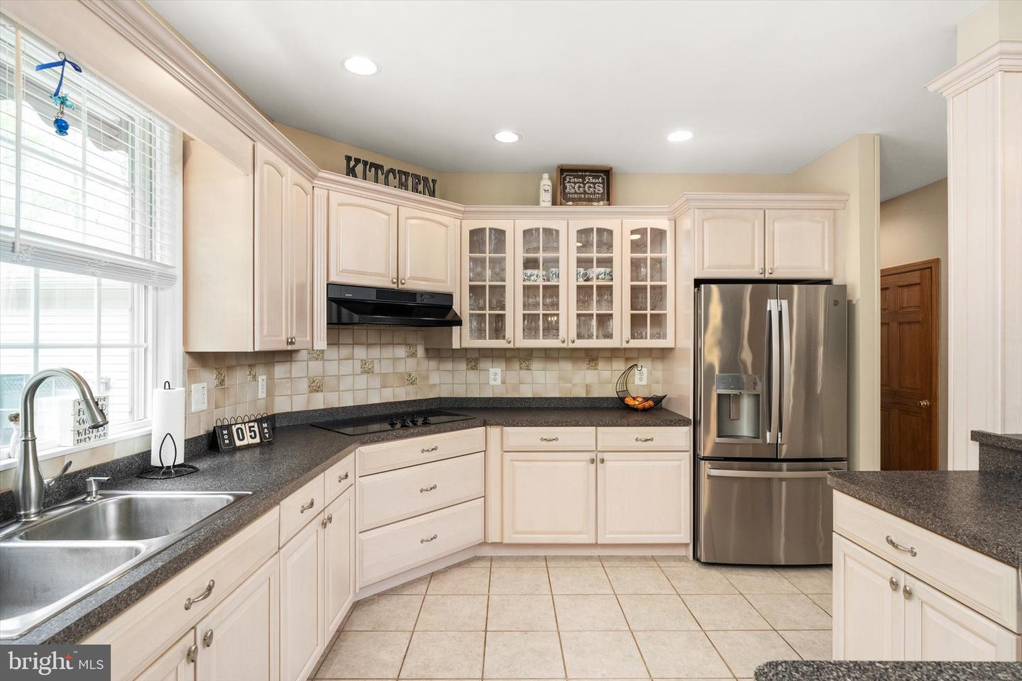 Robbinsville, New Jersey, 08691, United States, 6 Bedrooms Bedrooms, ,6 BathroomsBathrooms,Residential,Active,1953417