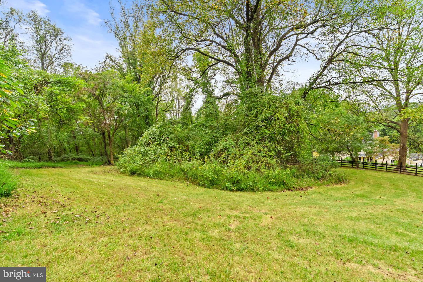 Lovettsville, Virginia, 20180, United States, ,2 BathroomsBathrooms,Residential,Active,1954034