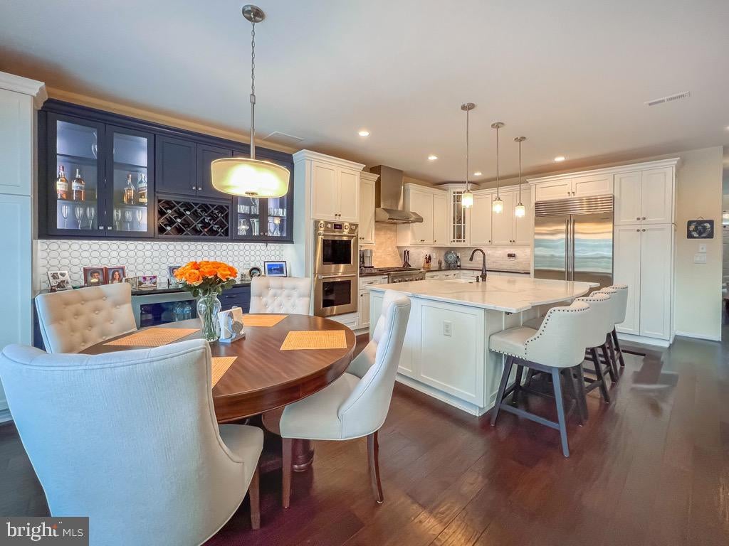 Newtown, Pennsylvania, 18940, United States, 3 Bedrooms Bedrooms, ,3 BathroomsBathrooms,Residential,Active,1936619