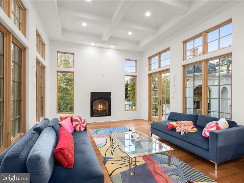 Potomac, Maryland, 20854, United States, 6 Bedrooms Bedrooms, ,7 BathroomsBathrooms,Residential,Active,1927645