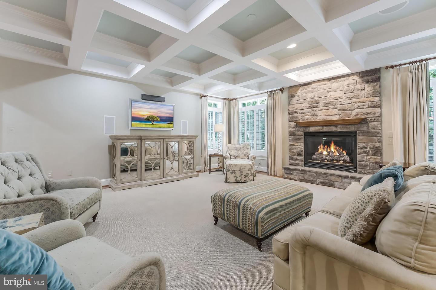 Alexandria, Virginia, 22307, United States, 5 Bedrooms Bedrooms, ,5 BathroomsBathrooms,Residential,Active,1945214