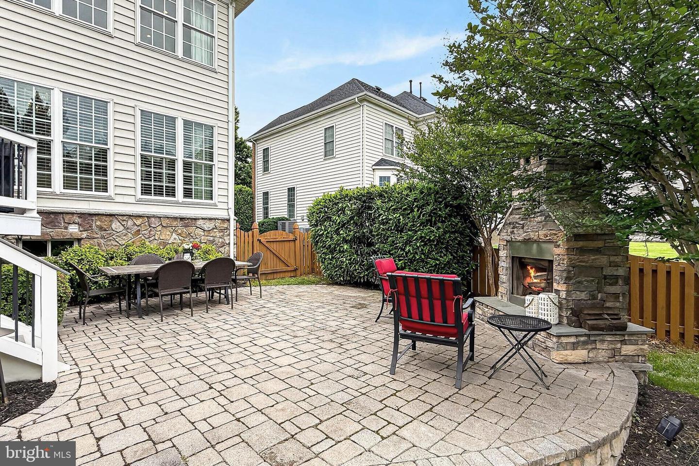 Brambleton, Virginia, 20148, United States, 4 Bedrooms Bedrooms, ,5 BathroomsBathrooms,Residential,Pending,2045666