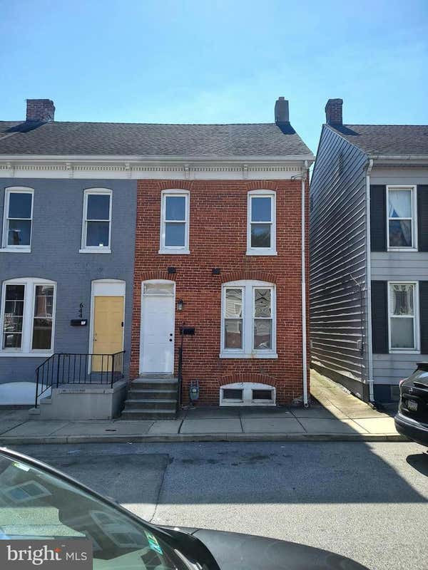 646 SALEM AVE, YORK, PA 17401, photo 1 of 16