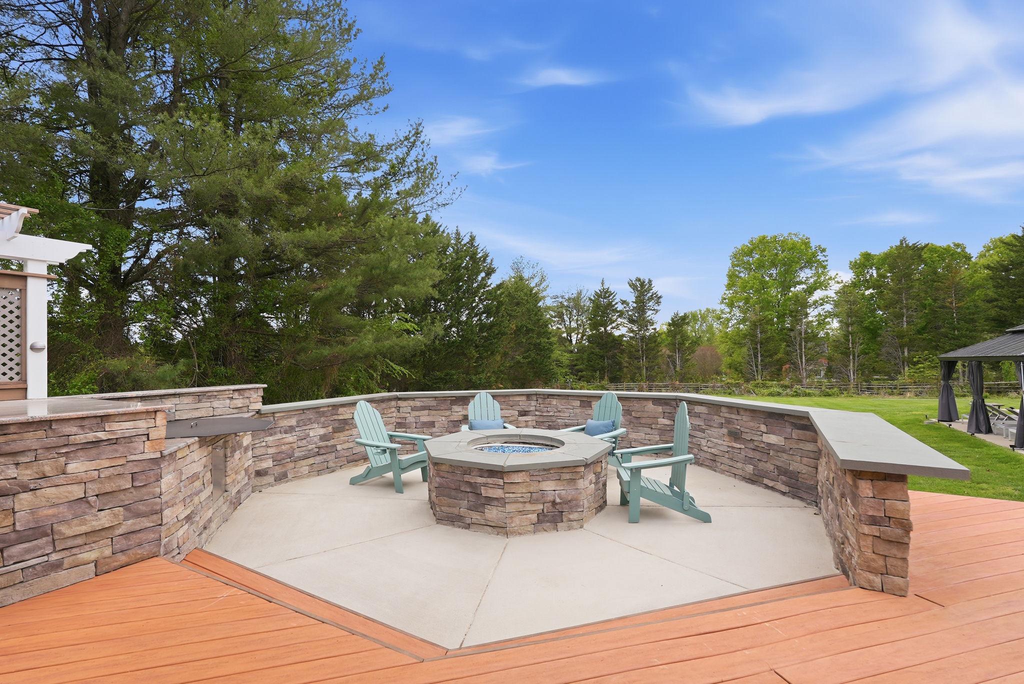 North Potomac, Maryland, 20878, United States, 7 Bedrooms Bedrooms, ,8 BathroomsBathrooms,Residential,Active,2044145