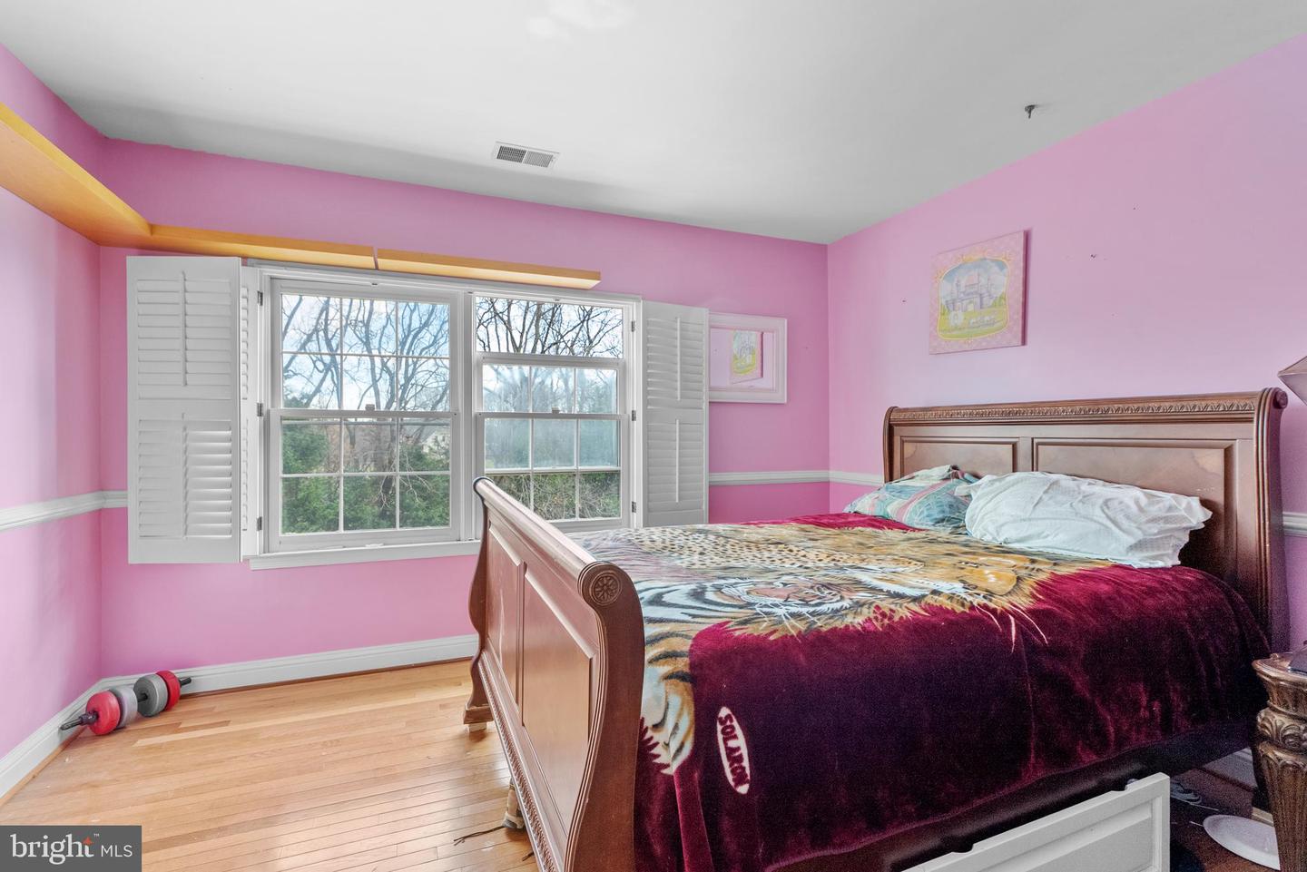 Gaithersburg, Maryland, 20879, United States, 5 Bedrooms Bedrooms, ,5 BathroomsBathrooms,Residential,Active,1999190