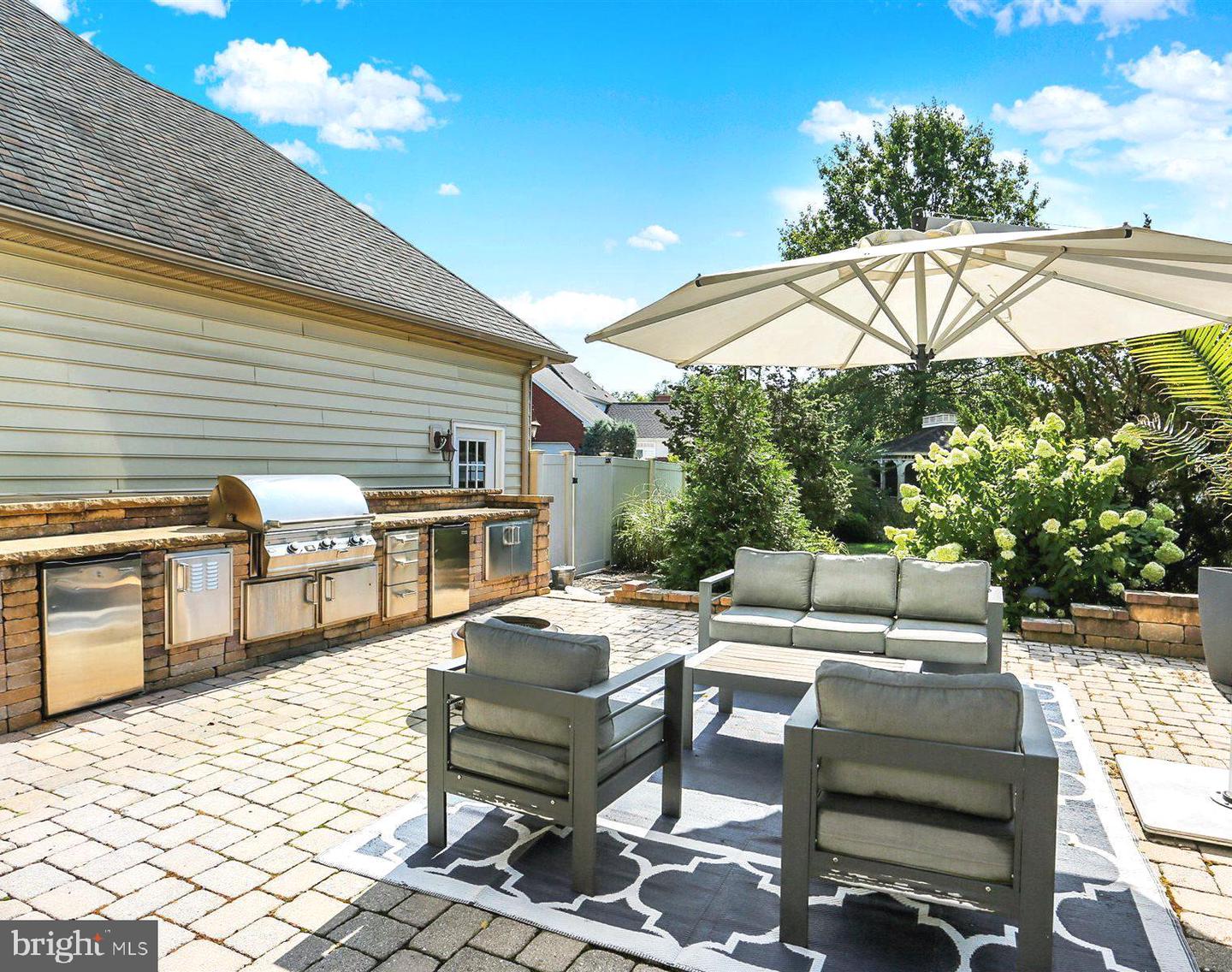 Mechanicsburg, Pennsylvania, 17050, United States, 4 Bedrooms Bedrooms, ,6 BathroomsBathrooms,Residential,Active,1941336