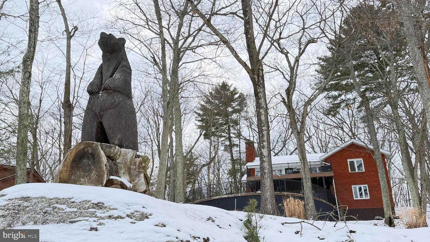 Lakeville, Pennsylvania, 18438, United States, 4 Bedrooms Bedrooms, ,2 BathroomsBathrooms,Residential,Active,2007650