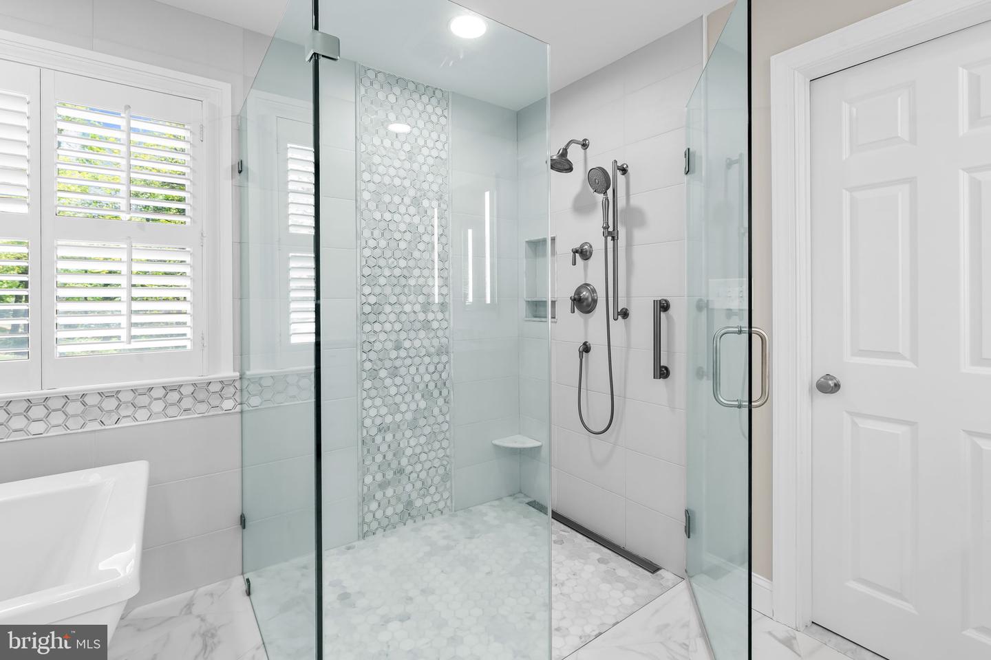 Ellicott City, Maryland, 21042, United States, 5 Bedrooms Bedrooms, ,5 BathroomsBathrooms,Residential,Active,2044187