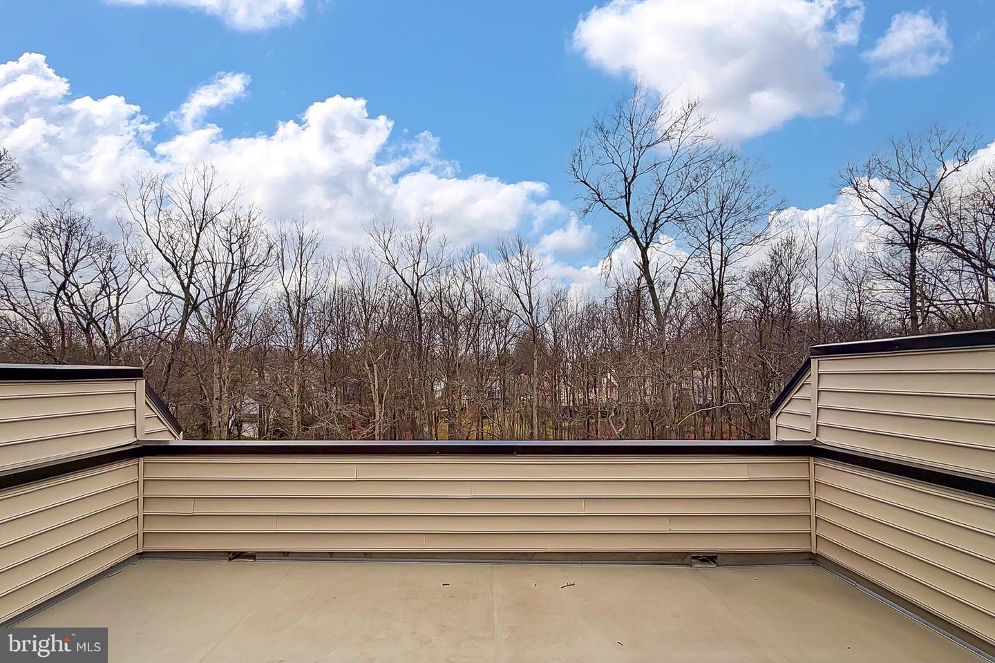 Fairfax, Virginia, 22033, United States, 4 Bedrooms Bedrooms, ,5 BathroomsBathrooms,Residential,Active,2010219