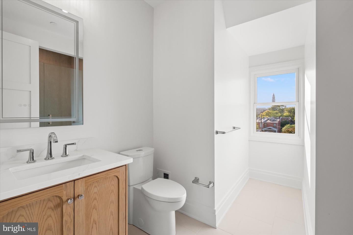 Alexandria, Virginia, 22314, United States, 4 Bedrooms Bedrooms, ,5 BathroomsBathrooms,Residential,Active,1962172