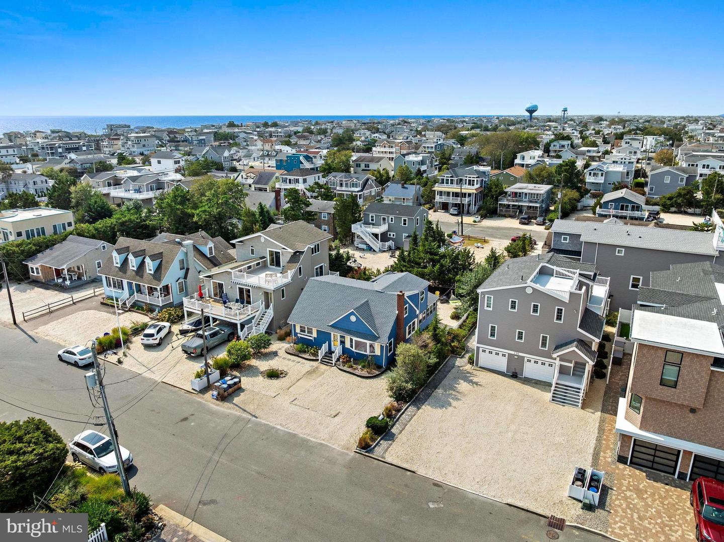 Surf City, New Jersey, 08008, United States, 4 Bedrooms Bedrooms, ,2 BathroomsBathrooms,Residential,Active,1941334