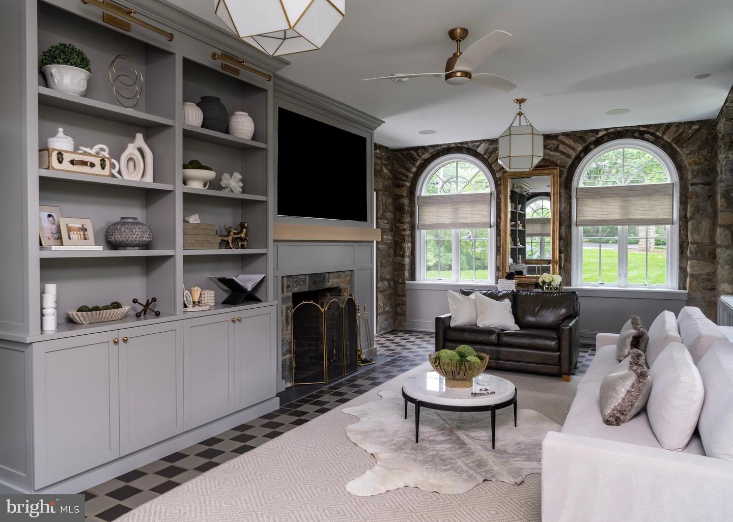 Berwyn, Pennsylvania, 19312, United States, 5 Bedrooms Bedrooms, ,6 BathroomsBathrooms,Residential,Active,1967285