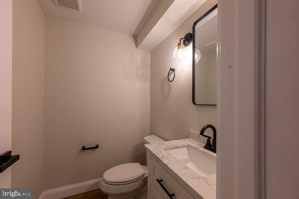 Haddonfield, New Jersey, 08033, United States, 4 Bedrooms Bedrooms, ,4 BathroomsBathrooms,Residential,Active,1886827