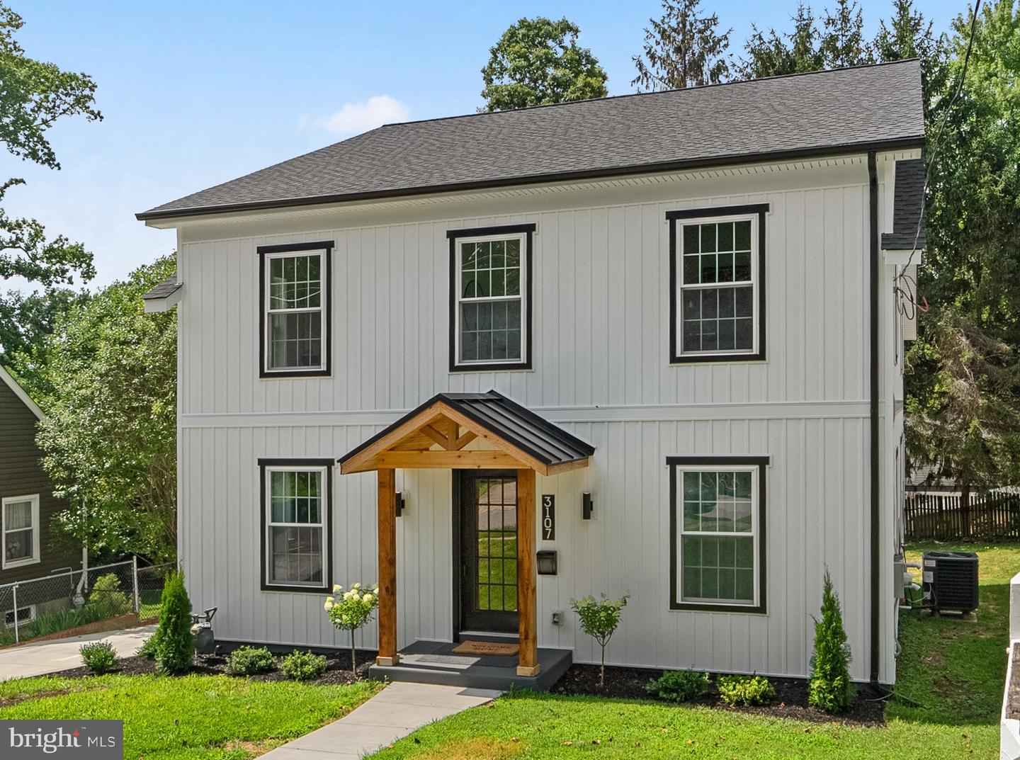 Kensington, Maryland, 20895, United States, 5 Bedrooms Bedrooms, ,4 BathroomsBathrooms,Residential,Active,1904171