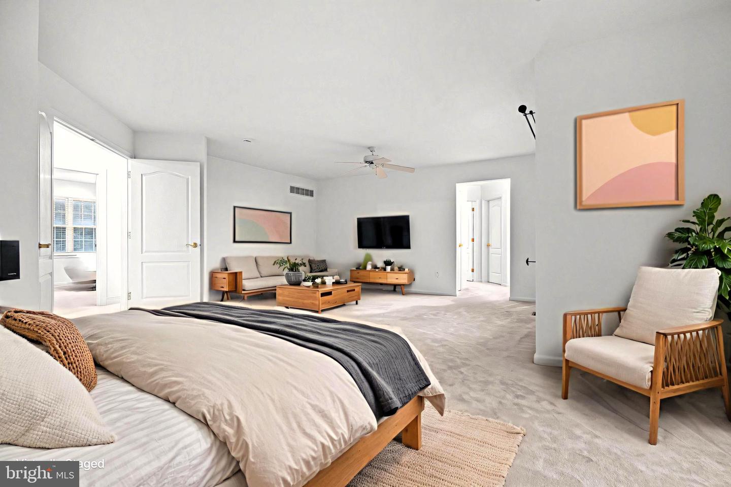 Newtown, Pennsylvania, 18940, United States, 5 Bedrooms Bedrooms, ,4 BathroomsBathrooms,Residential,Active,1905347
