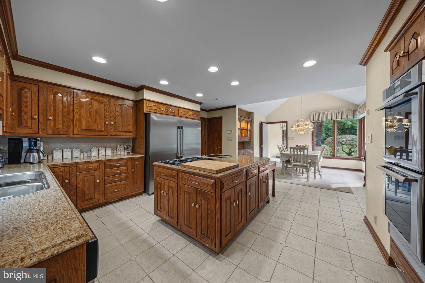 Hammonton, New Jersey, 08037, United States, 5 Bedrooms Bedrooms, ,6 BathroomsBathrooms,Residential,Active,1954441