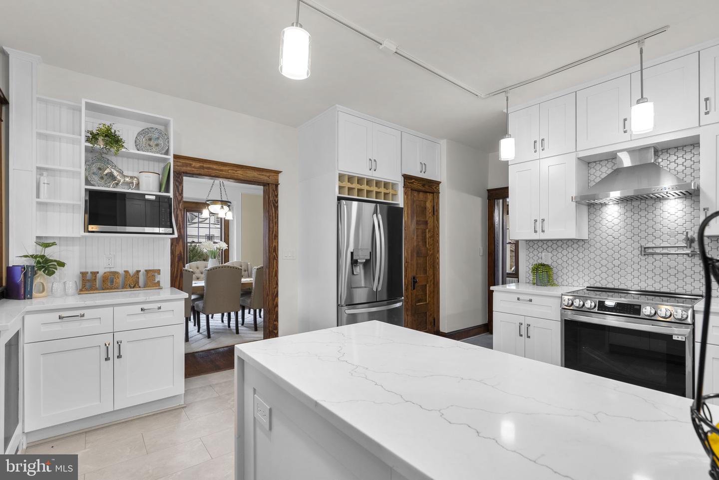 Silver Spring, Maryland, 20910, United States, 4 Bedrooms Bedrooms, ,4 BathroomsBathrooms,Residential,Active,2012220