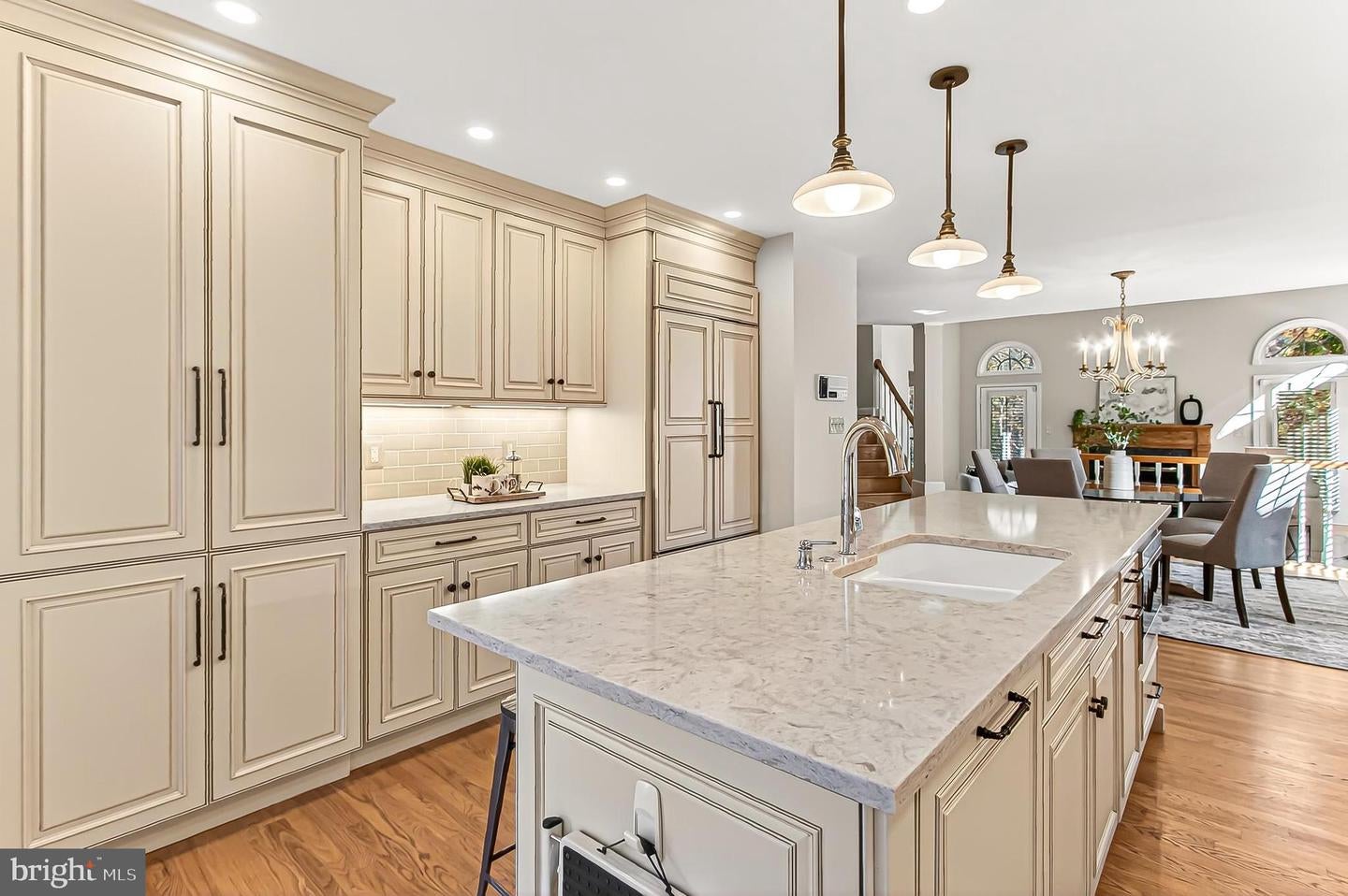 Falls Church, Virginia, 22042, United States, 4 Bedrooms Bedrooms, ,5 BathroomsBathrooms,Residential,Active,1988475