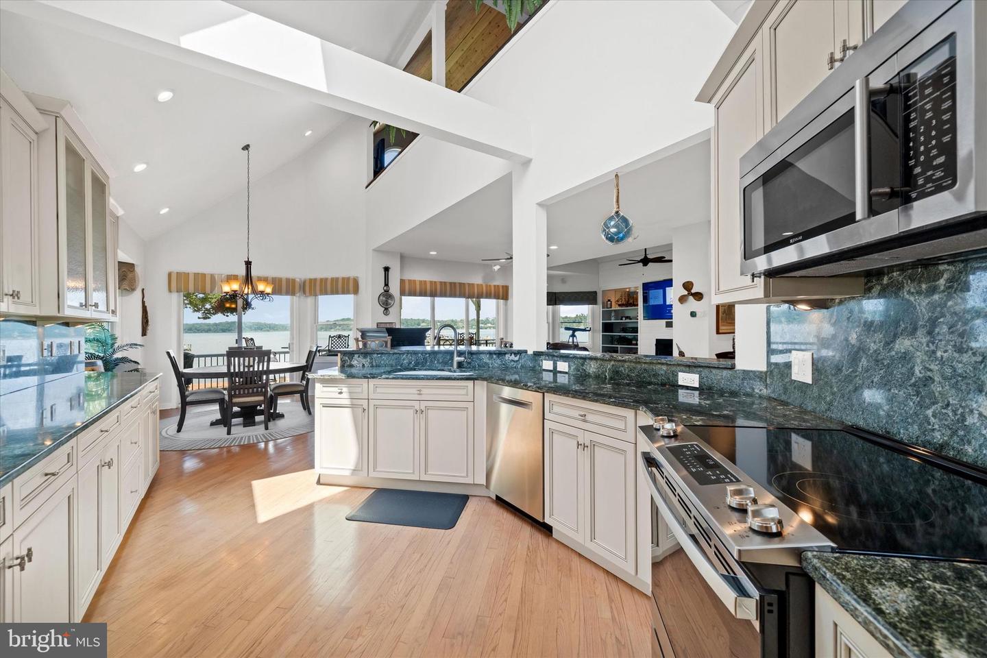 Chesapeake City, Maryland, 21915, United States, 3 Bedrooms Bedrooms, ,4 BathroomsBathrooms,Residential,Active,1914604