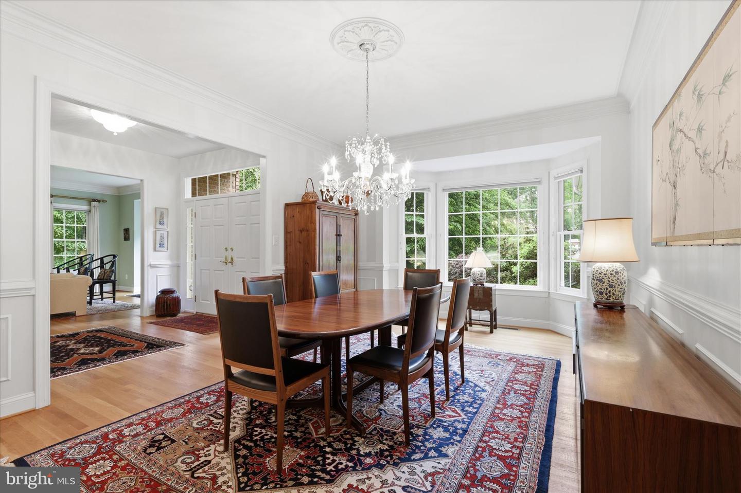 Oakton, Virginia, 22124, United States, 5 Bedrooms Bedrooms, ,5 BathroomsBathrooms,Residential,Pending,2045766
