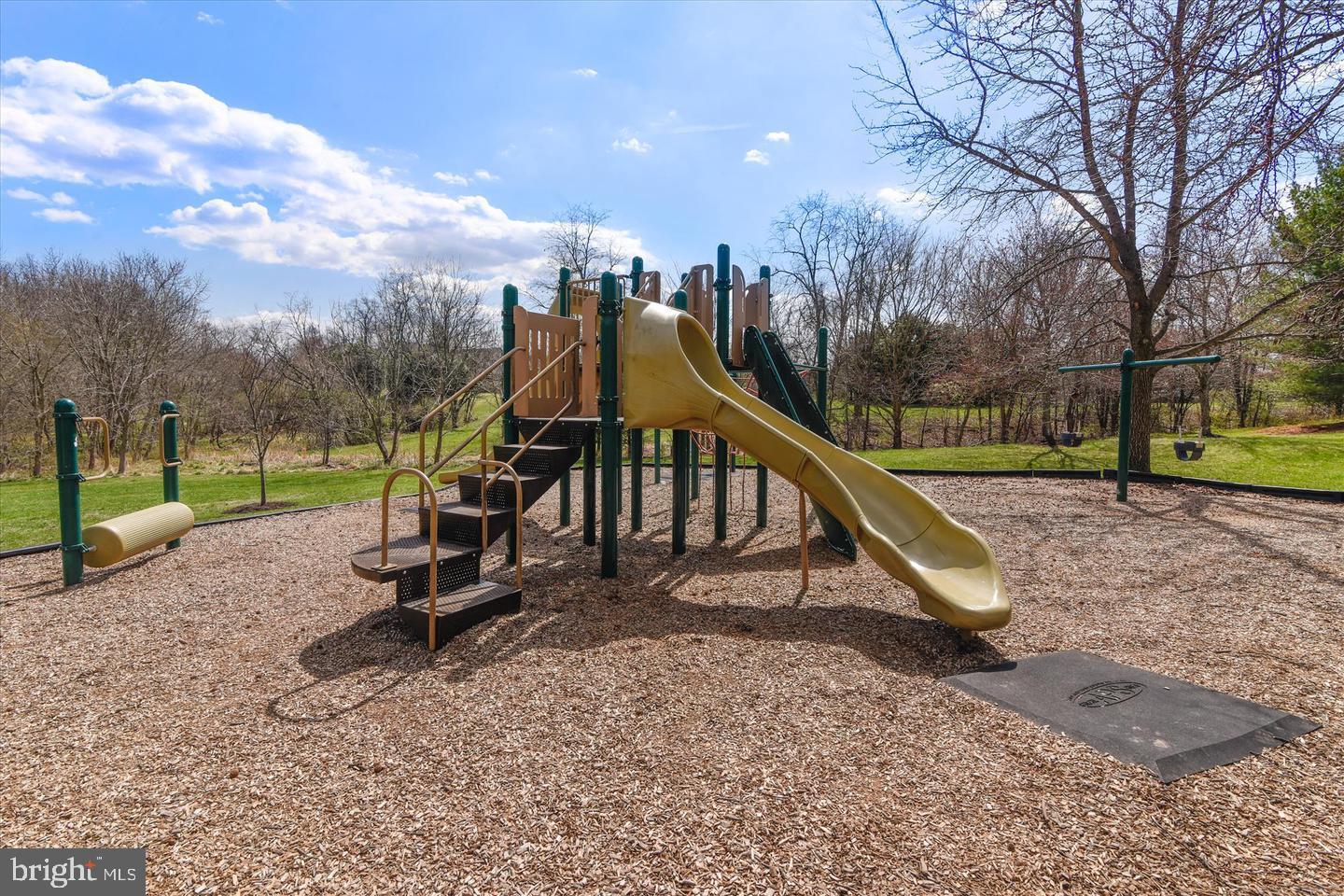 Ashburn, Virginia, 20147, United States, 5 Bedrooms Bedrooms, ,4 BathroomsBathrooms,Residential,Active,1988483