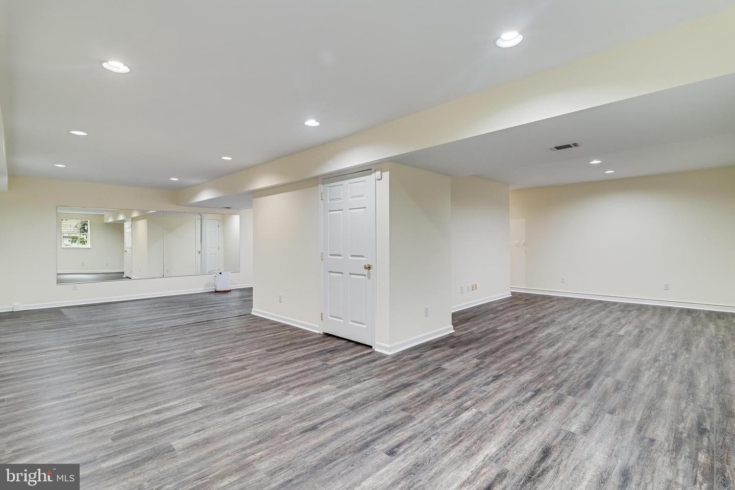 Davidsonville, Maryland, 21035, United States, 5 Bedrooms Bedrooms, ,6 BathroomsBathrooms,Residential,Active,1945307