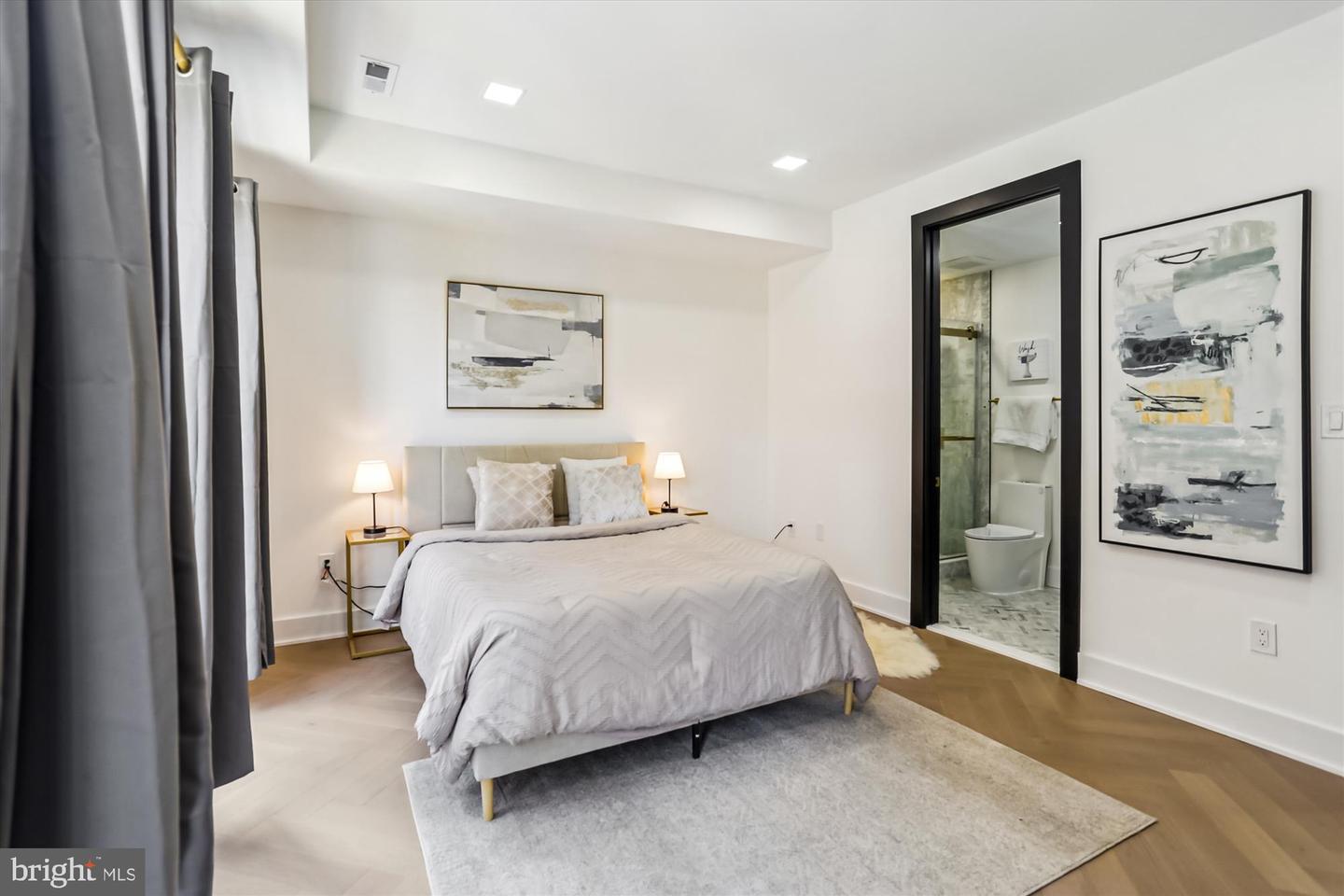 Washington, District Of Columbia, 20009, United States, 3 Bedrooms Bedrooms, ,4 BathroomsBathrooms,Residential,Active,2001346