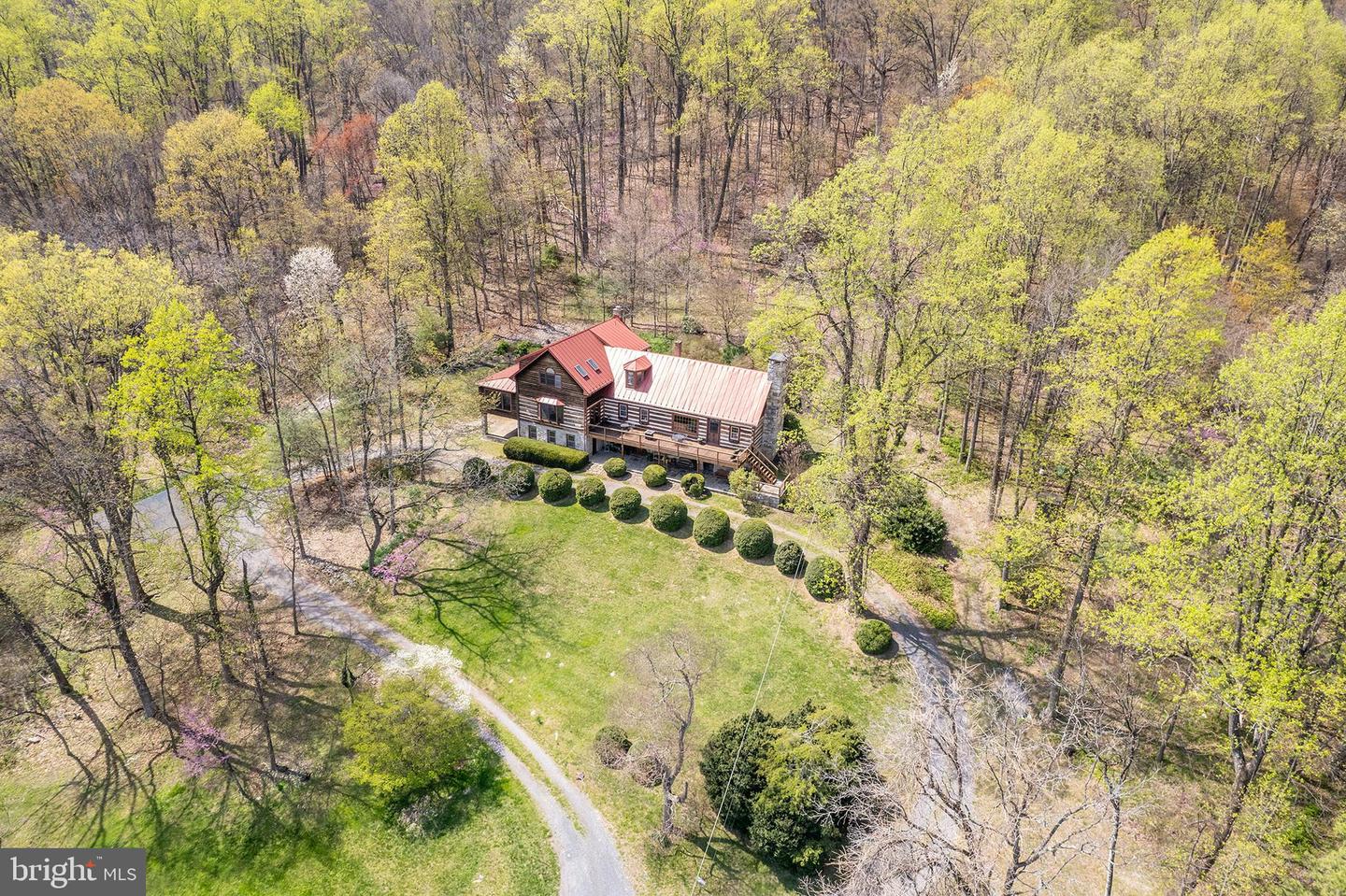Winchester, Virginia, 22602, United States, 4 Bedrooms Bedrooms, ,4 BathroomsBathrooms,Residential,Active,2041509