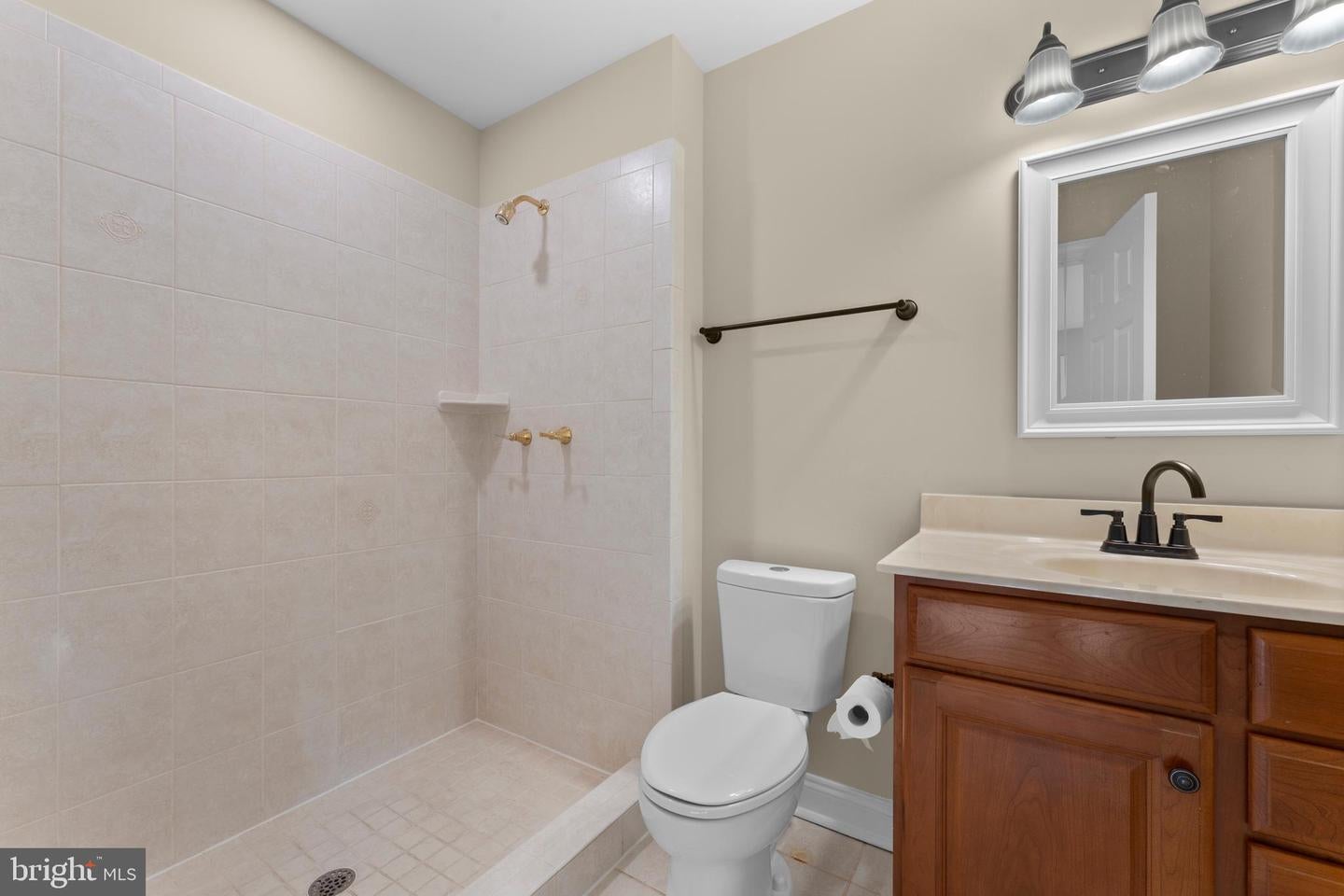 Spotsylvania, Virginia, 22553, United States, 5 Bedrooms Bedrooms, ,5 BathroomsBathrooms,Residential,Active,1936606