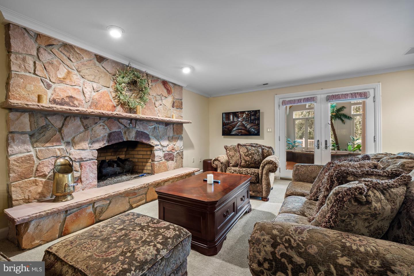 Hammonton, New Jersey, 08037, United States, 5 Bedrooms Bedrooms, ,6 BathroomsBathrooms,Residential,Active,1954441