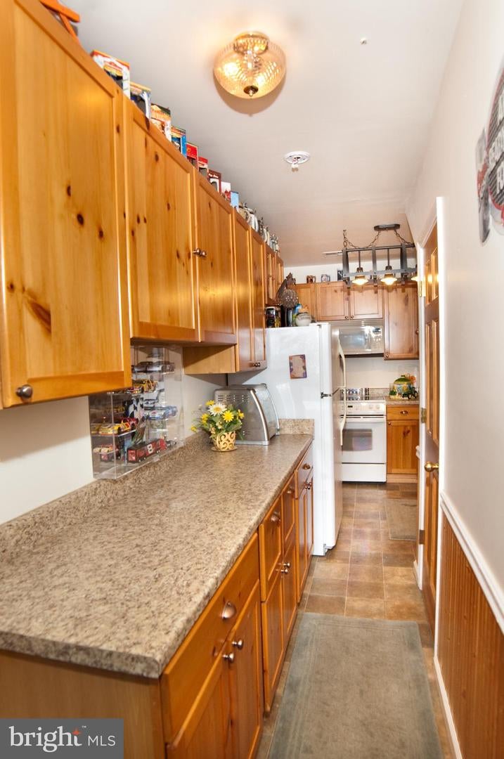 Martinsburg, West Virginia, 25404, United States, 5 Bedrooms Bedrooms, ,3 BathroomsBathrooms,Residential,Active,1936417