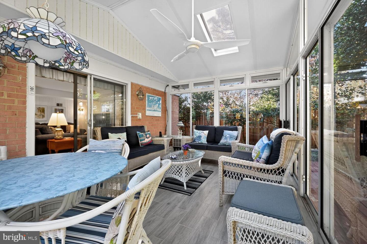 Potomac, Maryland, 20854, United States, 5 Bedrooms Bedrooms, ,4 BathroomsBathrooms,Residential,Active,1988709