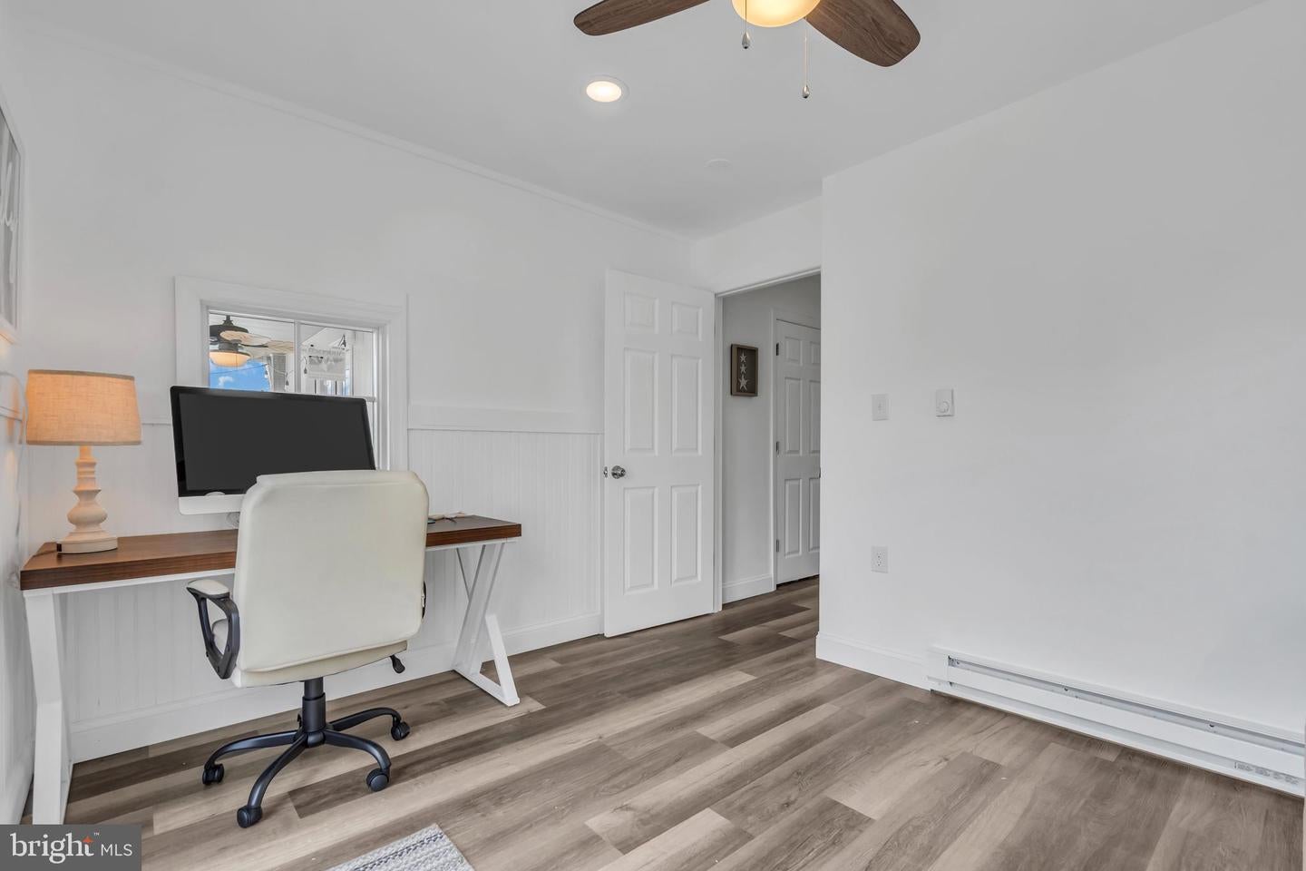 Manahawkin, New Jersey, 08050, United States, 4 Bedrooms Bedrooms, ,2 BathroomsBathrooms,Residential,Active,1919073