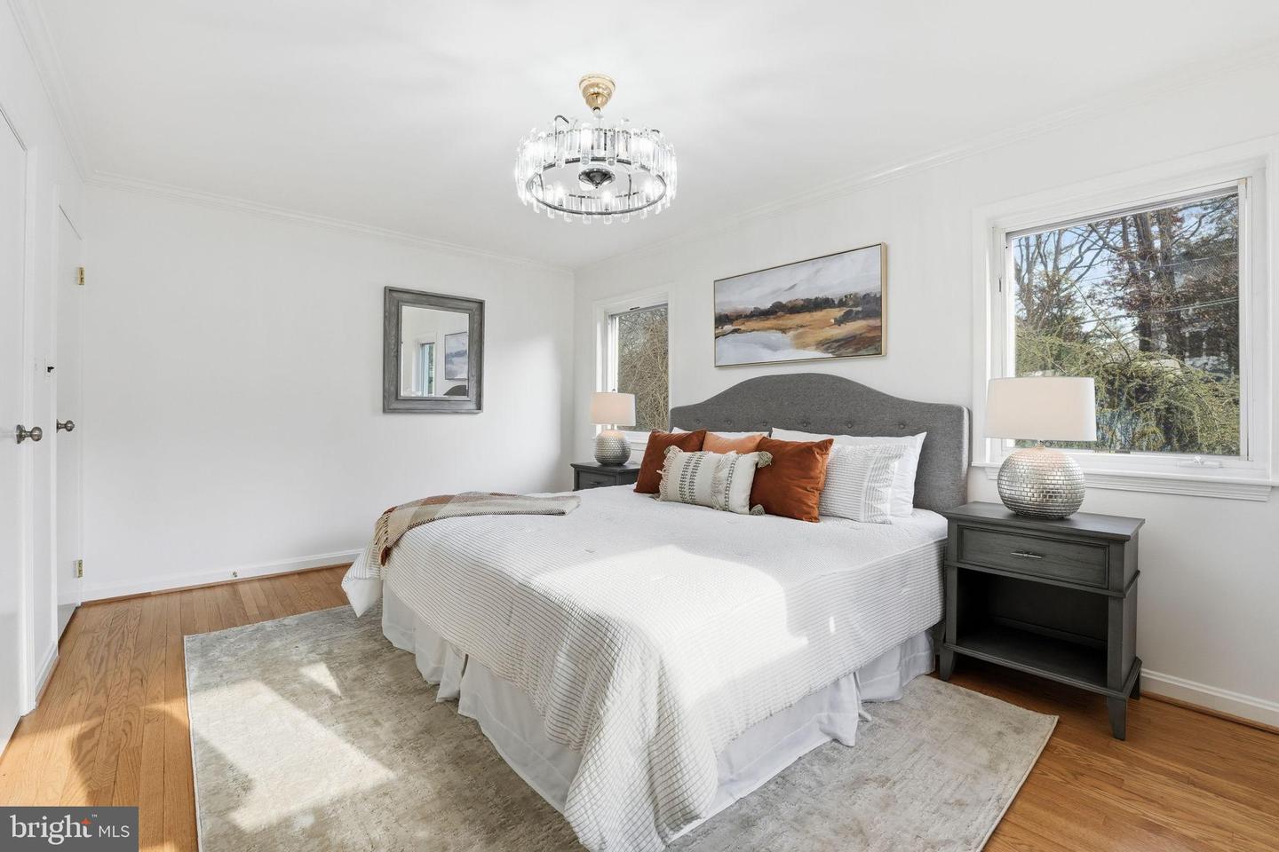 Arlington, Virginia, 22207, United States, 4 Bedrooms Bedrooms, ,3 BathroomsBathrooms,Residential,Pending,2010199