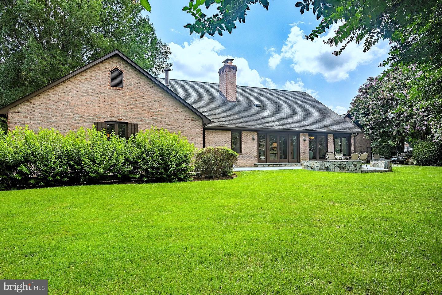 Potomac, Maryland, 20854, United States, 5 Bedrooms Bedrooms, ,6 BathroomsBathrooms,Residential,Active,1988488