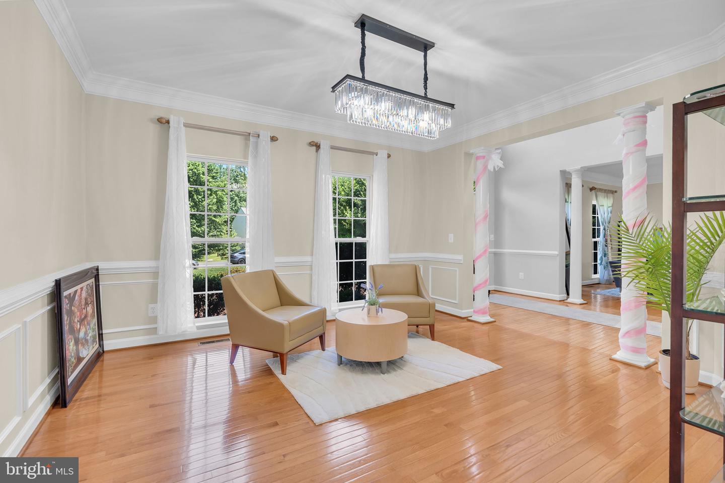 Manassas, Virginia, 20112, United States, 6 Bedrooms Bedrooms, ,5 BathroomsBathrooms,Residential,Active,2052030