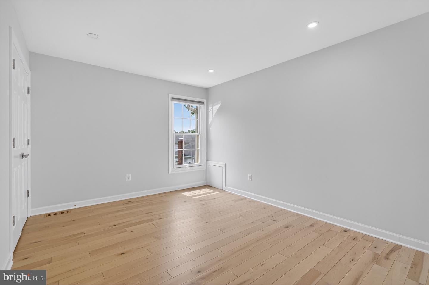 North Potomac, Maryland, 20878, United States, 4 Bedrooms Bedrooms, ,4 BathroomsBathrooms,Residential,Active,2044133
