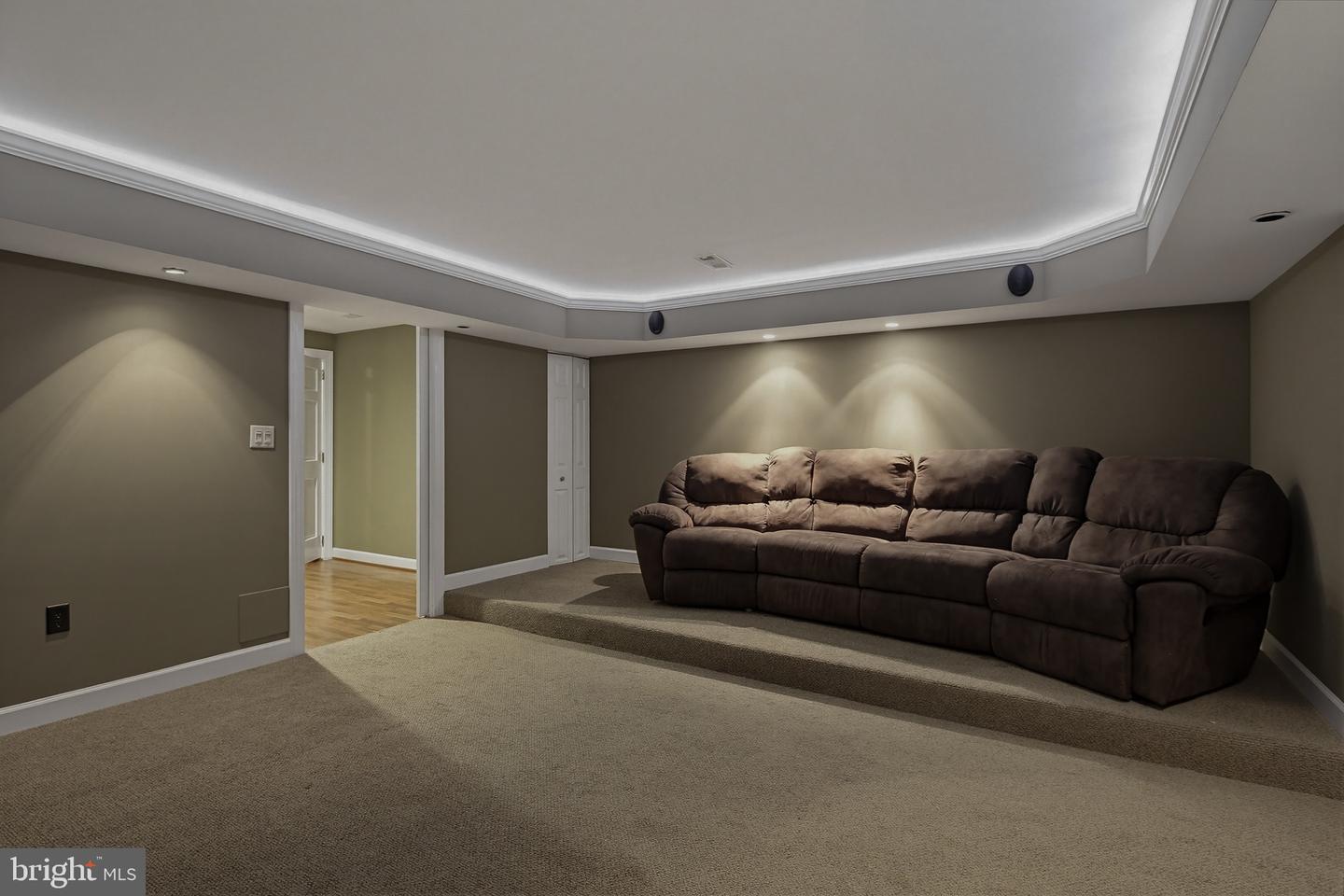 Laurel, Maryland, 20723, United States, 4 Bedrooms Bedrooms, ,5 BathroomsBathrooms,Residential,Active,2041355