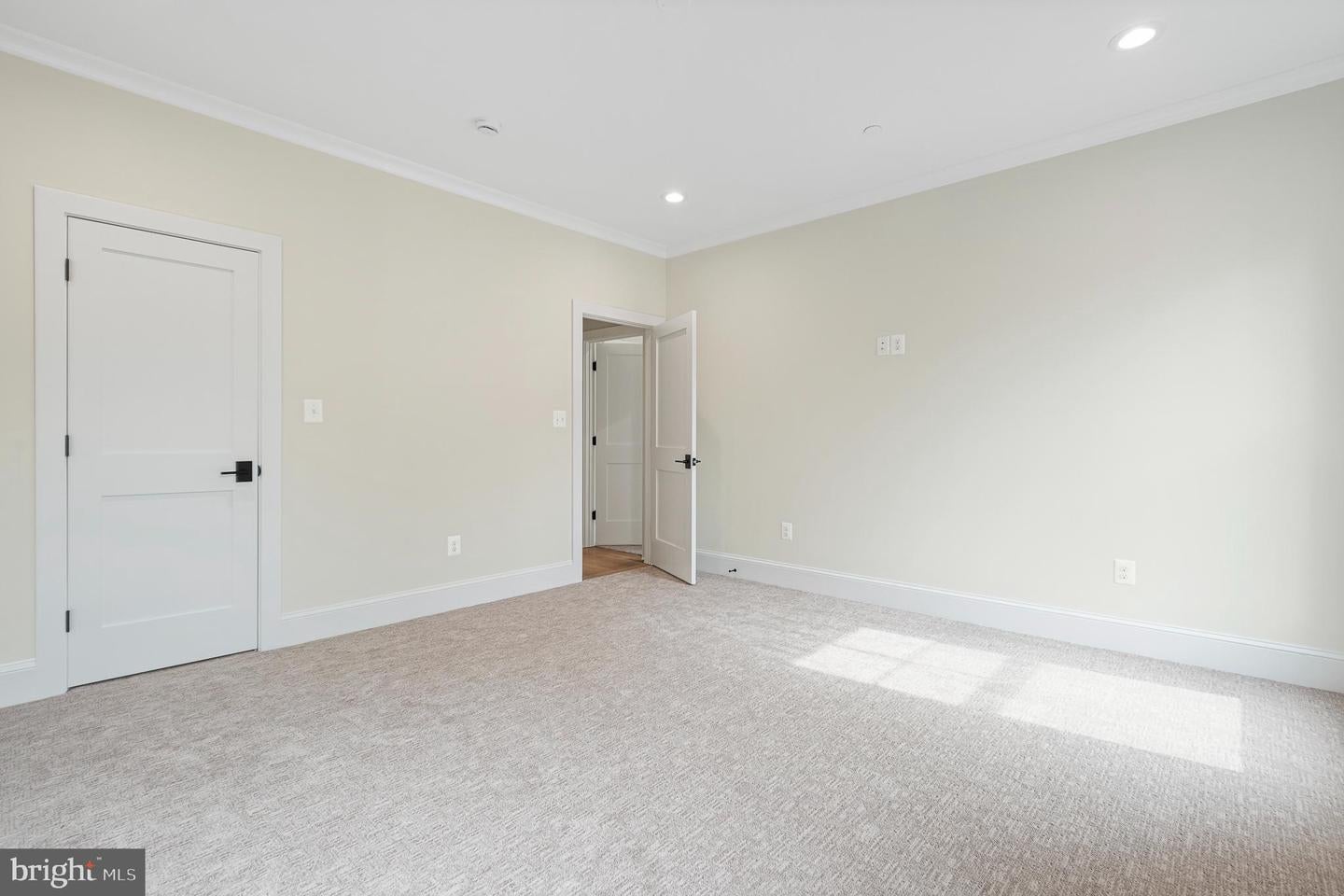 Annapolis, Maryland, 21403, United States, 3 Bedrooms Bedrooms, ,4 BathroomsBathrooms,Residential,Active,1952633