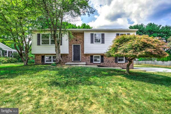 429 COACH HOUSE LN, LITITZ, PA 17543 - Image 1