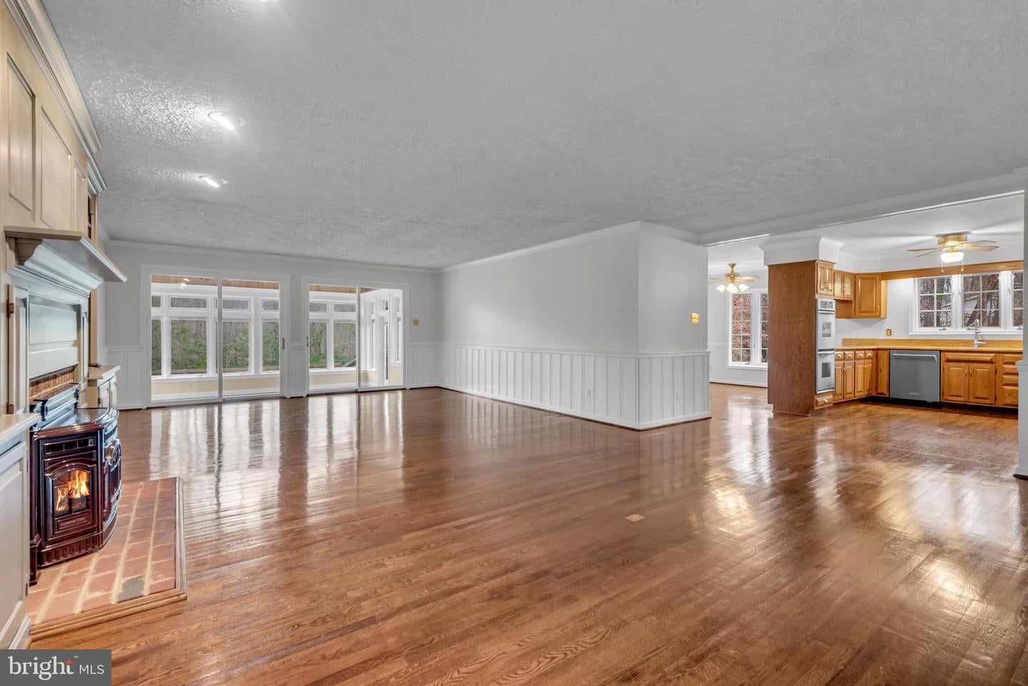 Davidsonville, Maryland, 21035, United States, 4 Bedrooms Bedrooms, ,3 BathroomsBathrooms,Residential,Active,2007094