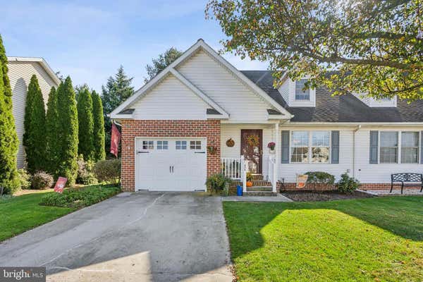 826 LOGAN LN, HANOVER, PA 17331 - Image 1