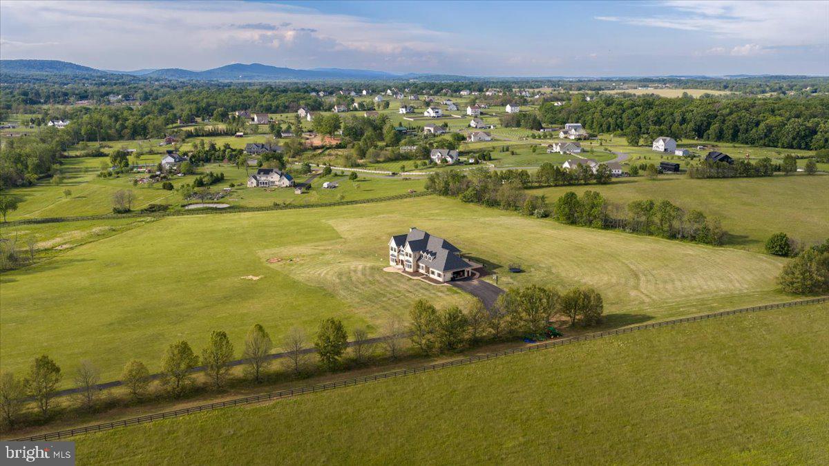 Leesburg, Virginia, 20176, United States, 4 Bedrooms Bedrooms, ,7 BathroomsBathrooms,Residential,Active,2045788