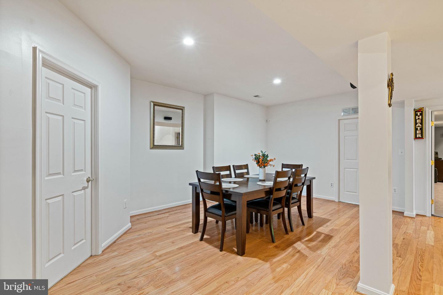 Springfield, Virginia, 22153, United States, 6 Bedrooms Bedrooms, ,6 BathroomsBathrooms,Residential,Active,2044593