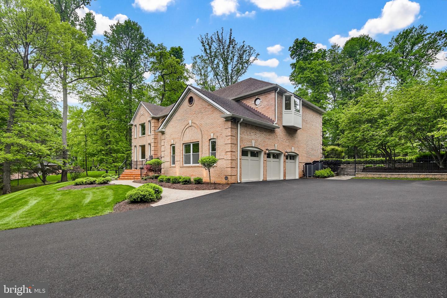 Ellicott City, Maryland, 21042, United States, 5 Bedrooms Bedrooms, ,5 BathroomsBathrooms,Residential,Active,2043423
