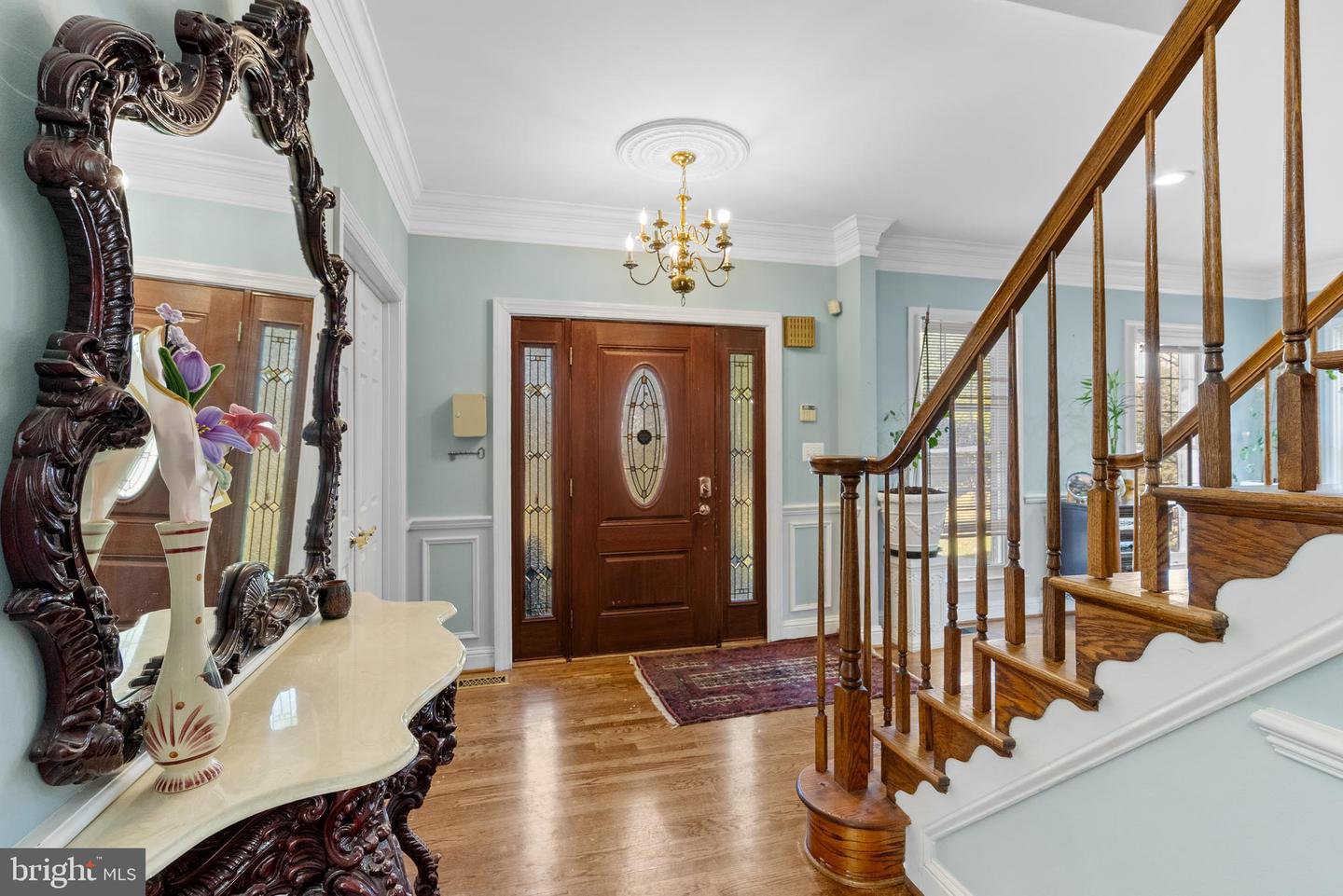 Gaithersburg, Maryland, 20879, United States, 5 Bedrooms Bedrooms, ,5 BathroomsBathrooms,Residential,Active,1999190