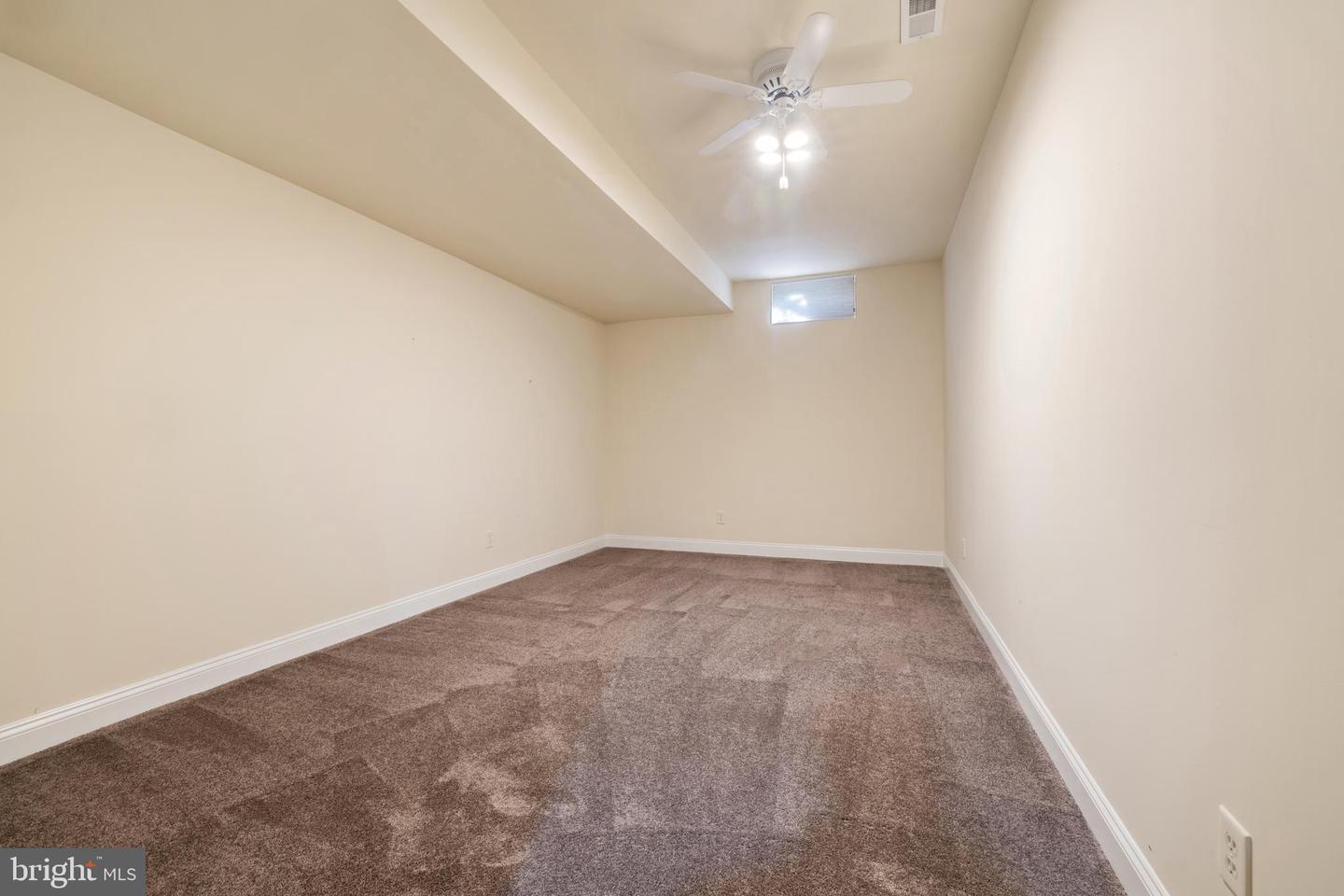 Rockville, Maryland, 20850, United States, 6 Bedrooms Bedrooms, ,5 BathroomsBathrooms,Residential,Active,1970950