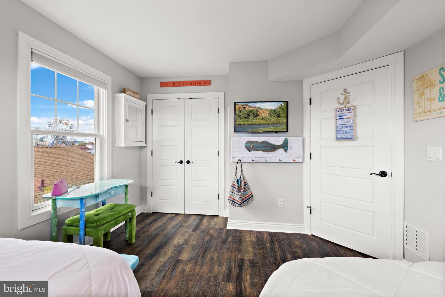 Beach Haven, New Jersey, 08008, United States, 5 Bedrooms Bedrooms, ,4 BathroomsBathrooms,Residential,Active,1941132